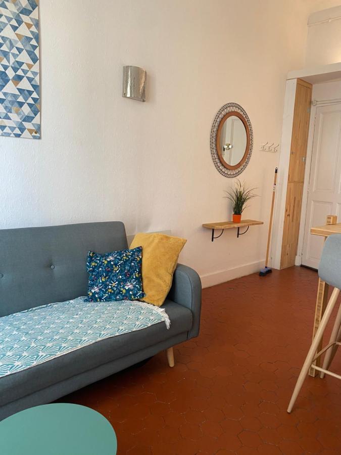#t2 Intra-muros Apartment Avignon